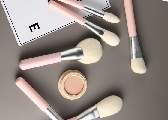 Vonira Beauty Lüks Fan fırçası ve Vegan Acımasızlık Serbest Taklon Sentetik Saç ve Geri Dönüştürülebilir Birch Ahşap Talimi - El Yapımı Toz Bronz fırçası