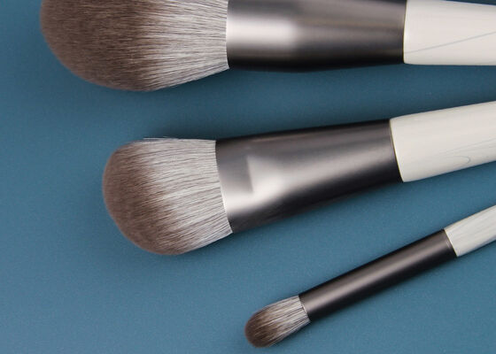 2026 Vonira Taklon Sentetik Saç Kontur Makyaj Fırçası, 35 Gün Üretim Süresiyle Kusursuz Makyaj Sonuçları Vermek Üzere Tasarlanmıştır