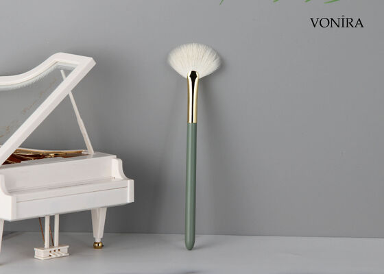 Vonira Custom Toptan Satış Doğal Beyaz Keçi Saçı Ventilatör Yükseltme Fırçası Özel Etiket Servisiyle