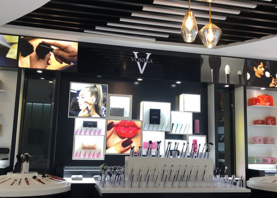 Vonira Profesyonel Noel Makyaj Fırça Seti 7 adet Glitter Kozmetik Fırça Aracı Kiti Kızlar için Doğum Günü Hediyesi Kırmızı Renk
